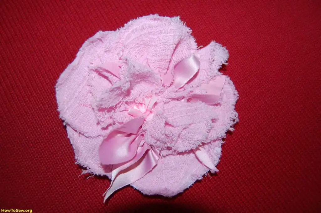 How to make fabric flowers - accessories for kids.