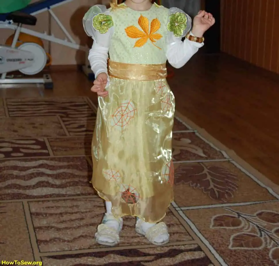 Детский костюм осени