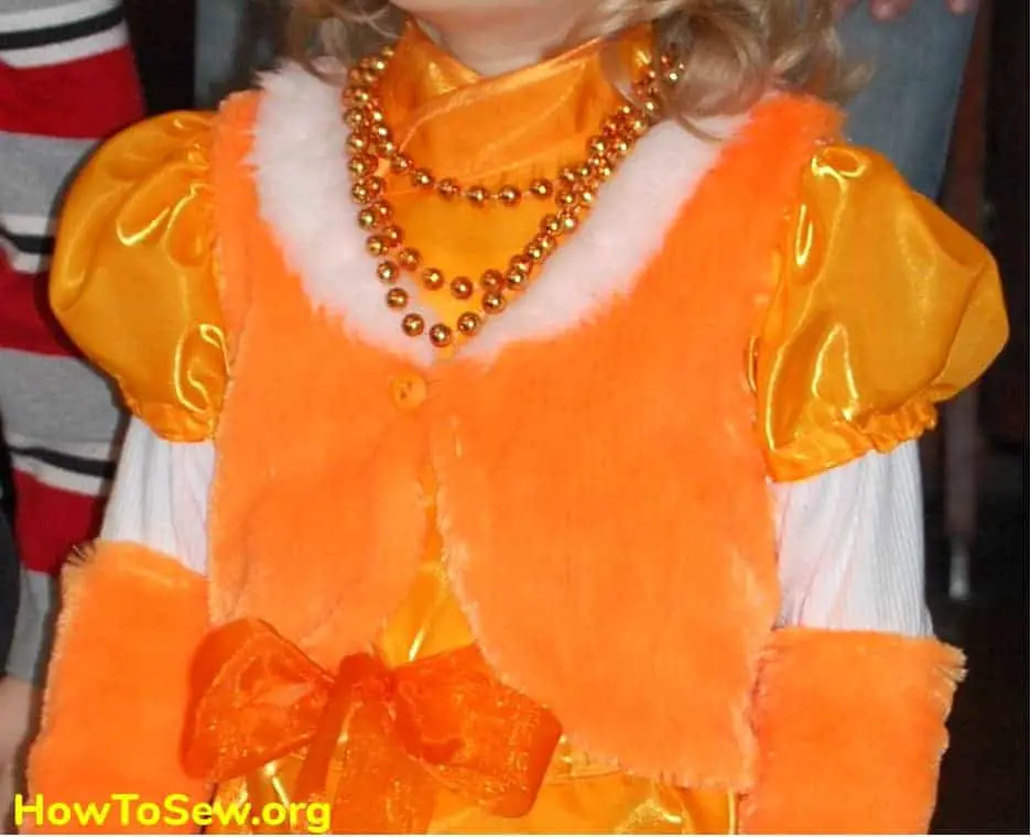 Карнавальный костюм белочки - платье из кристалона